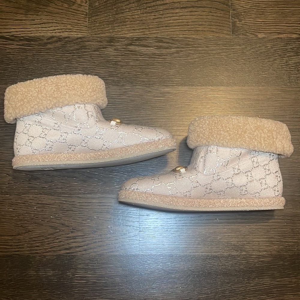Gucci Fria Boot - Picture 6 of 6
